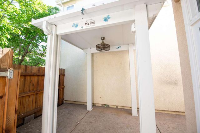 4972 Madamin Way, Sacramento, CA 95835