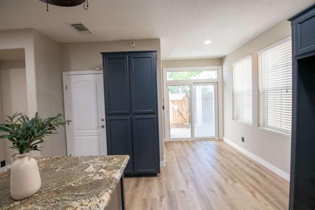 4972 Madamin Way, Sacramento, CA 95835