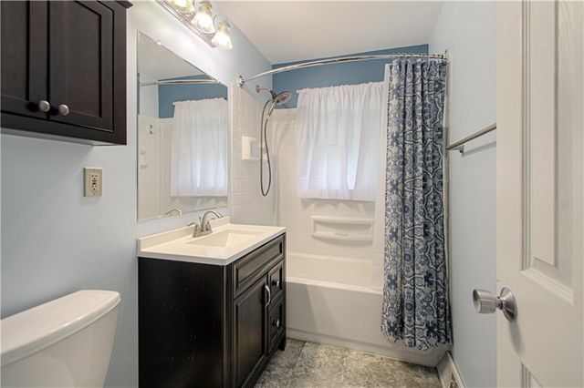 820 S Main Street, Liberty, MO 64068
