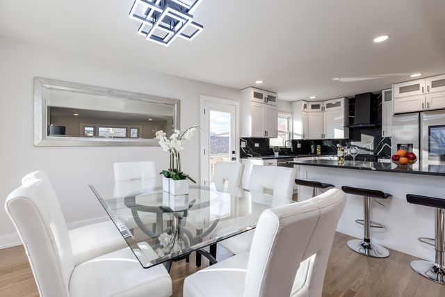 9132 Lincolnwood Drive, Evanston, IL 60203