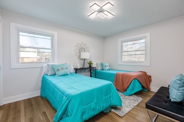 9132 Lincolnwood Drive, Evanston, IL 60203