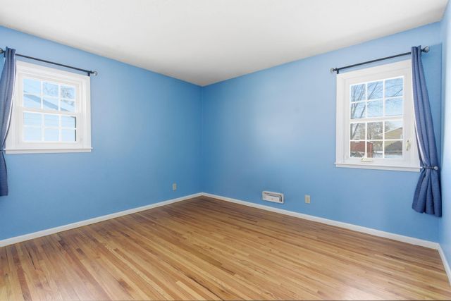 10409 Zion Street NW, Coon Rapids, MN 55433