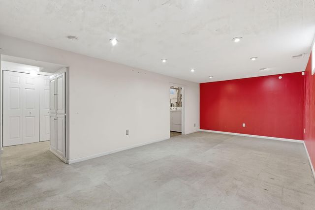 10409 Zion Street NW, Coon Rapids, MN 55433