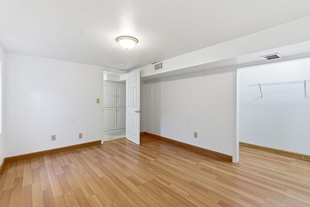 10409 Zion Street NW, Coon Rapids, MN 55433