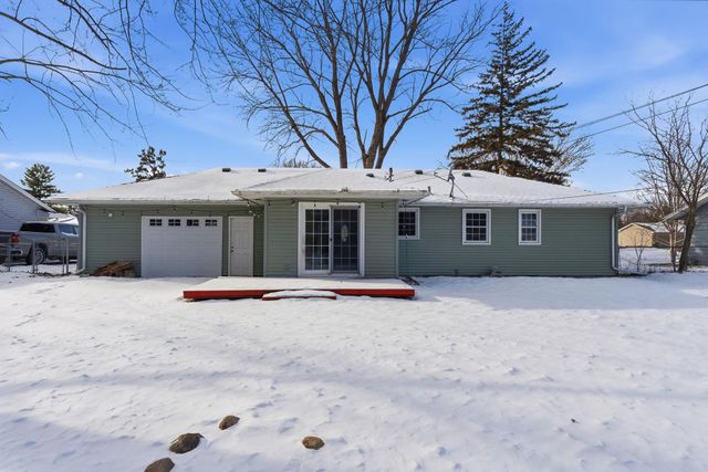 10409 Zion Street NW, Coon Rapids, MN 55433