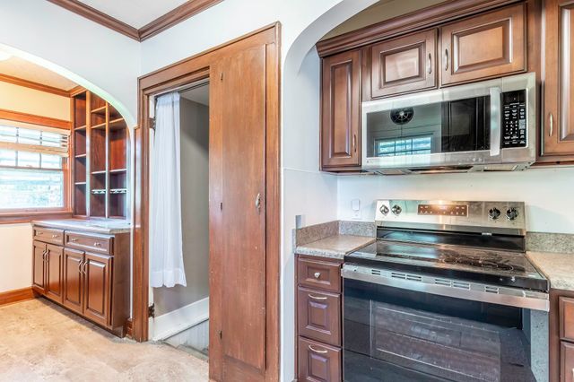 4814 Arlington Avenue, Fort Wayne, IN 46807