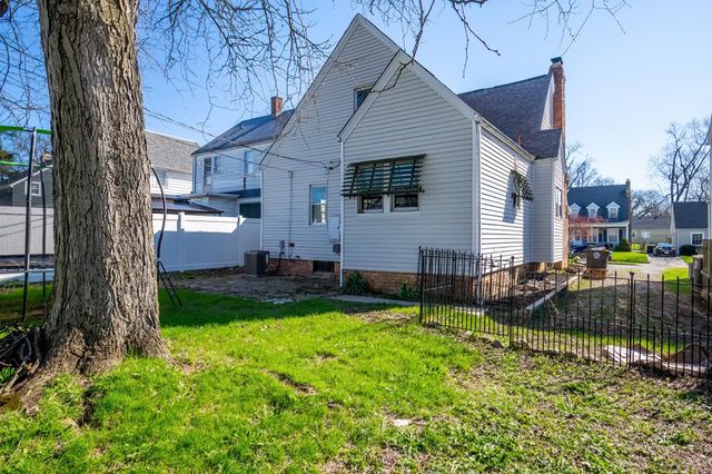 4814 Arlington Avenue, Fort Wayne, IN 46807