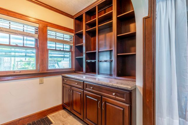 4814 Arlington Avenue, Fort Wayne, IN 46807