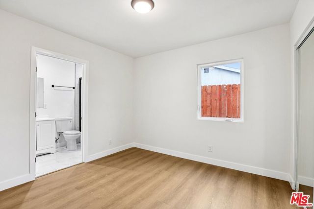 1320 W 51st Place, Los Angeles, CA 90037