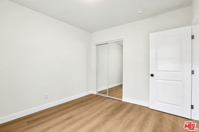 1320 W 51st Place, Los Angeles, CA 90037