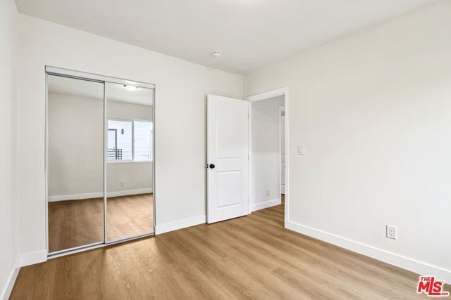 1320 W 51st Place, Los Angeles, CA 90037