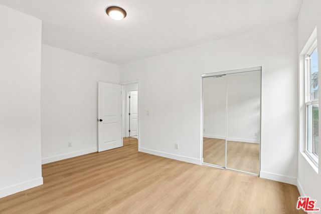 1320 W 51st Place, Los Angeles, CA 90037