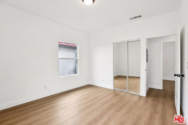 1320 W 51st Place, Los Angeles, CA 90037