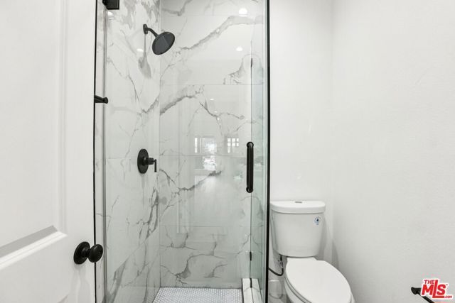 1320 W 51st Place, Los Angeles, CA 90037