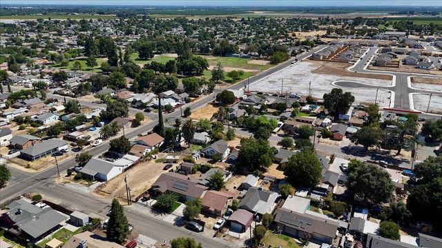 740 S Dawes Ave, Stockton, CA 95215