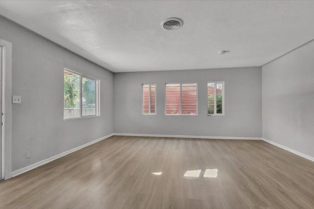 740 S Dawes Ave, Stockton, CA 95215
