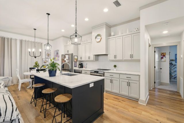 3928 Sandpine Way, Panama City, FL 32404