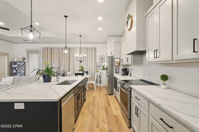 3928 Sandpine Way, Panama City, FL 32404