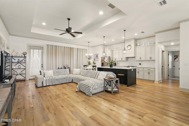 3928 Sandpine Way, Panama City, FL 32404