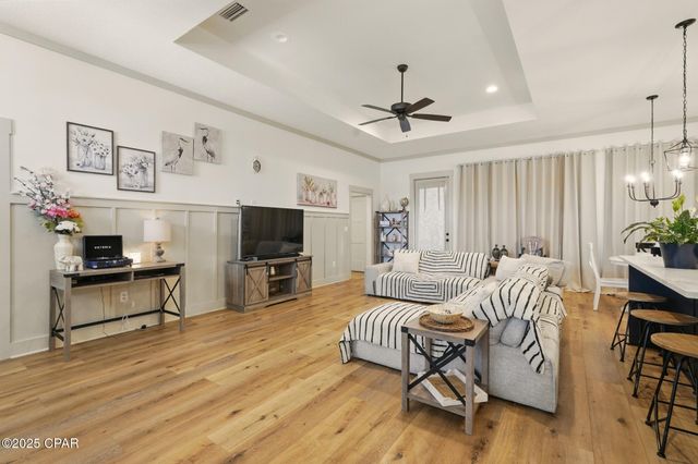 3928 Sandpine Way, Panama City, FL 32404