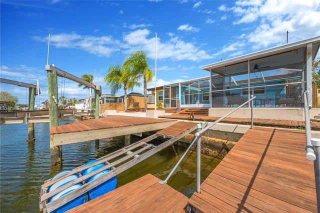 7604 HATTERAS DRIVE, Hudson, FL 34667