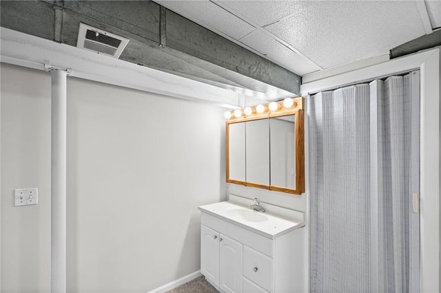 1210 SE 5th Street, Lee's Summit, MO 64063