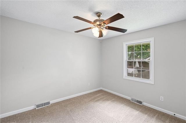 1210 SE 5th Street, Lee's Summit, MO 64063