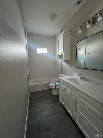 1036 Palm Drive, Alamo, TX 78516