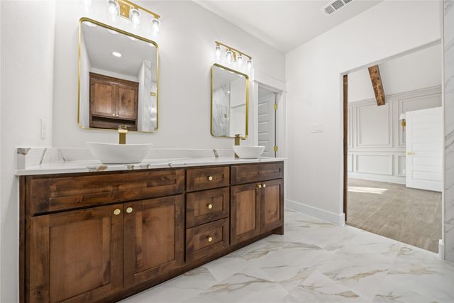 409 Ralph Street, White Settlement, TX 76108