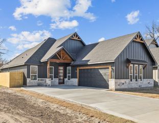 409 Ralph Street, White Settlement, TX 76108