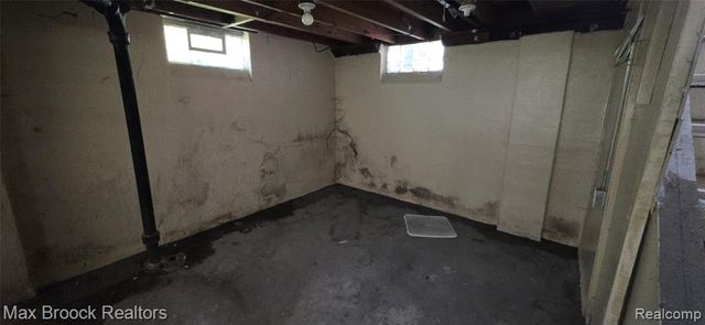20145 Russell Street, Highland Park, MI 48203
