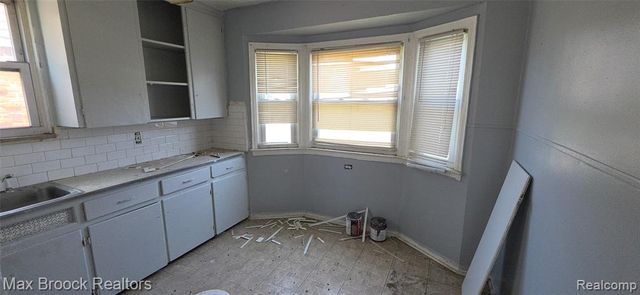 20145 Russell Street, Highland Park, MI 48203