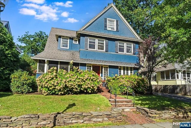 298 Ridgewood Avenue, Glen Ridge, NJ 07028