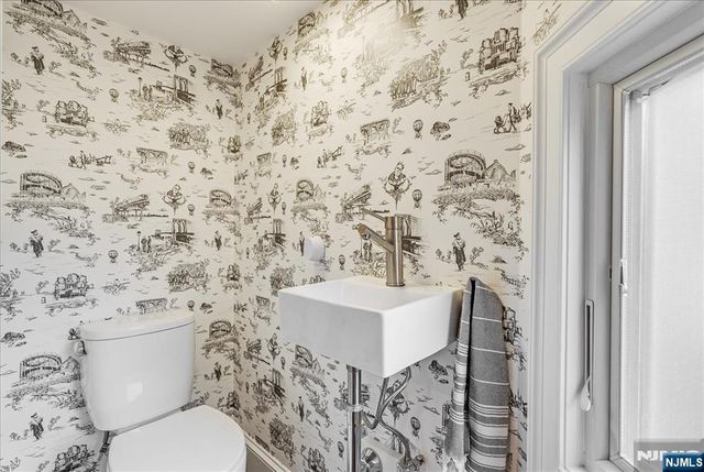 298 Ridgewood Avenue, Glen Ridge, NJ 07028