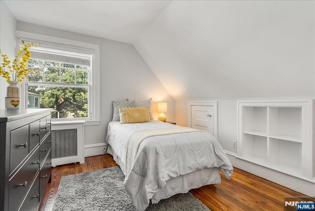 298 Ridgewood Avenue, Glen Ridge, NJ 07028