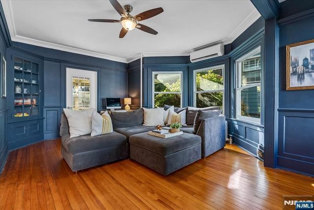 298 Ridgewood Avenue, Glen Ridge, NJ 07028