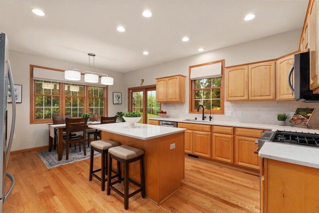 730 Greystone Lane, Middleton, WI 53562