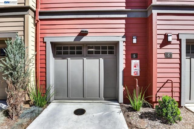 922 Noble Fir Ter 5, Sunnyvale, CA 94086