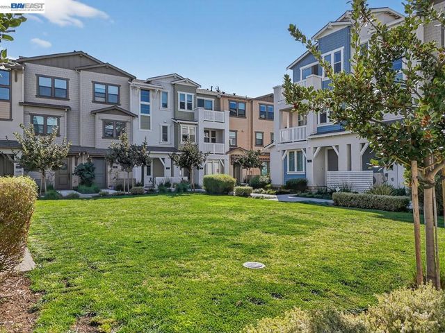 922 Noble Fir Ter 5, Sunnyvale, CA 94086