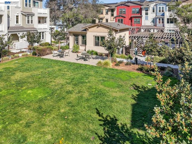 922 Noble Fir Ter 5, Sunnyvale, CA 94086