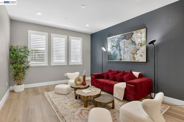 922 Noble Fir Ter 5, Sunnyvale, CA 94086