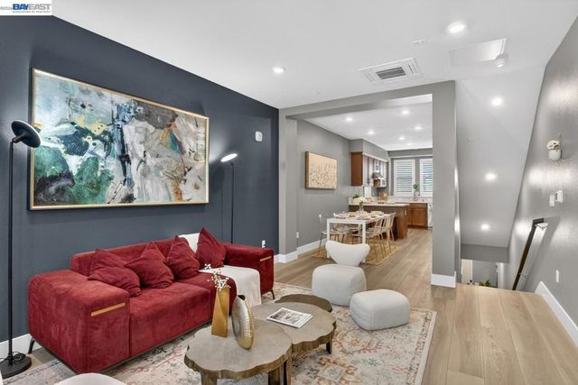 922 Noble Fir Ter 5, Sunnyvale, CA 94086