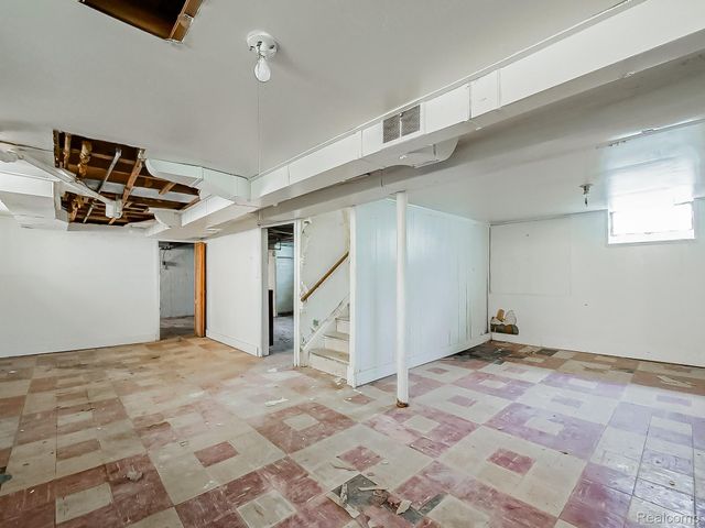 17267 Warwick Street, Detroit, MI 48219