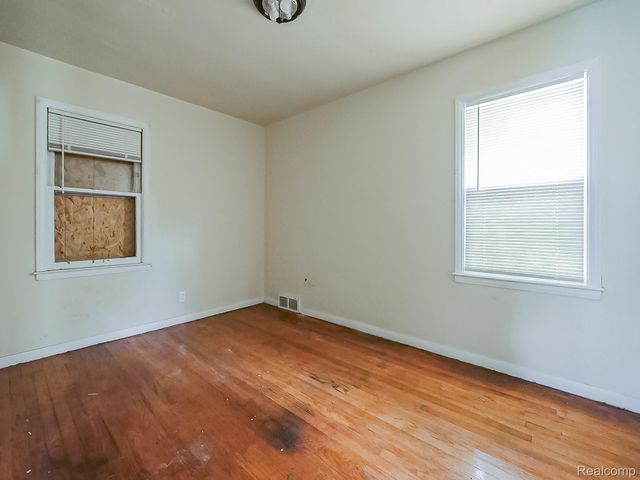 17267 Warwick Street, Detroit, MI 48219