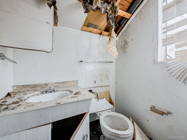17267 Warwick Street, Detroit, MI 48219