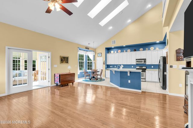 7 Estuary Court, Barnegat, NJ 08005