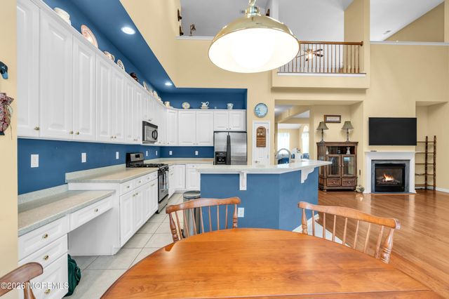 7 Estuary Court, Barnegat, NJ 08005