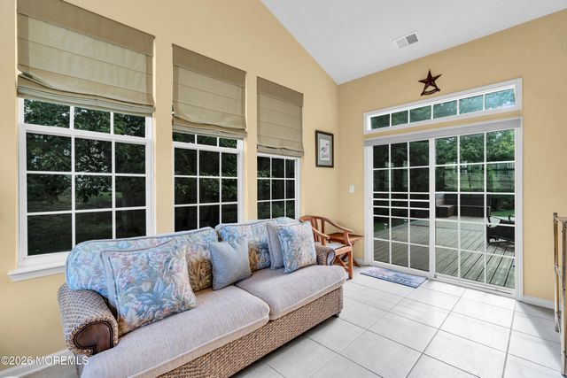 7 Estuary Court, Barnegat, NJ 08005
