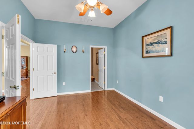 7 Estuary Court, Barnegat, NJ 08005