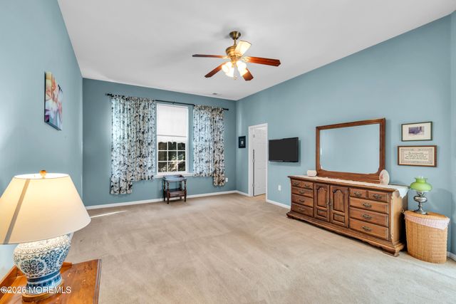 7 Estuary Court, Barnegat, NJ 08005